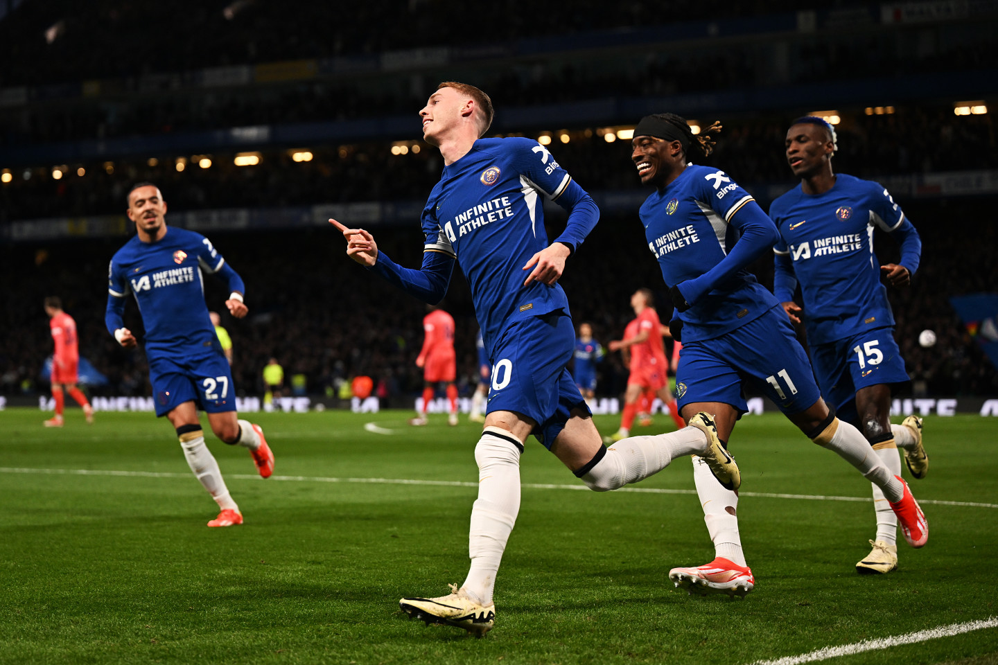 What channel is chelsea vs everton on today online